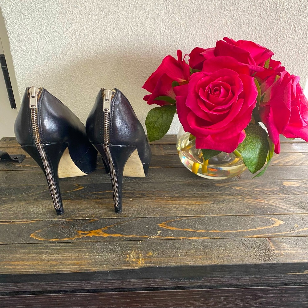 Enzo Angiolini zipper back pumps (size 5M)🌹